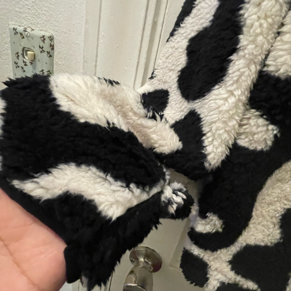 Grayson Threads Fleece - Picture 2 of 12